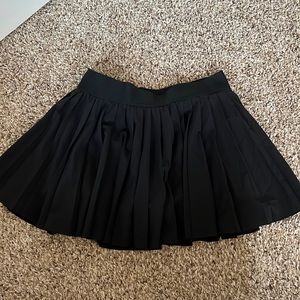 ARITZIA BLACK TENNIS SKIRT🎾🖤
